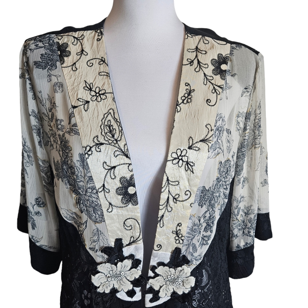 Vintage Spencer Alexis Black White Floral Lace Mixed Media Kimono Jacket Size XL - Picture 2 of 16